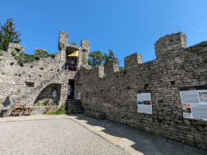 Castello di Vezio walls