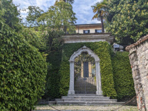 Gates of Villa Monastero Pax, Lenno