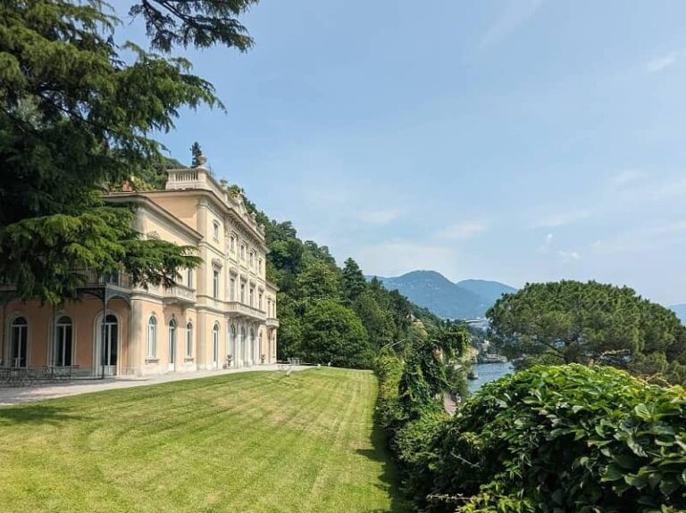 Km della Conoscenza: a walk among villas and botanical rarities