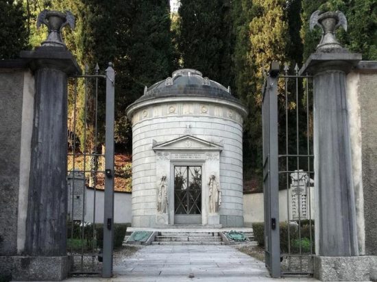 Volta's Tomb, Como